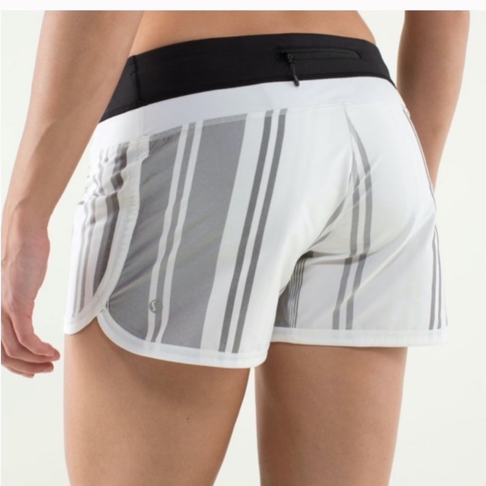 Lululemon Groovy Run Short Groovy Stripe Nimbus